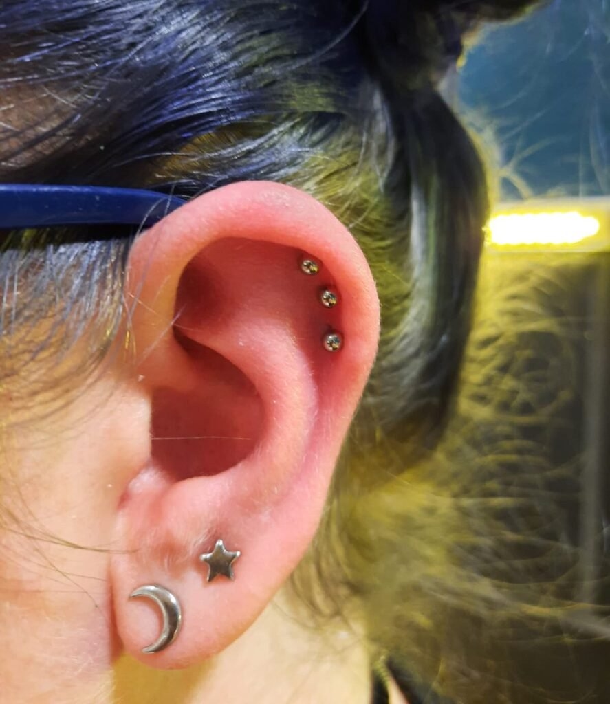 ohr piercing frau